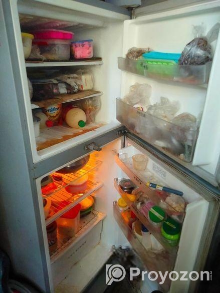 Walton Fridge