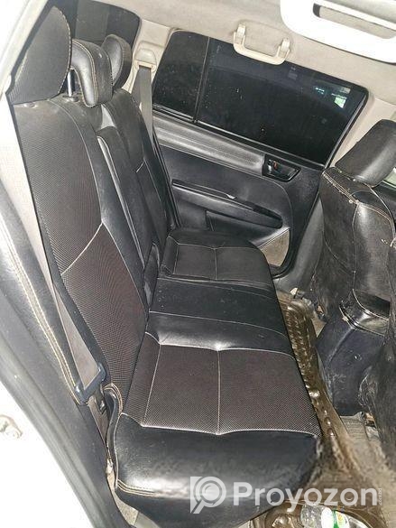 Toyota Fielder 2012