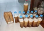 সুন্দরবনের মধু নিজের সংগ্রহ করা