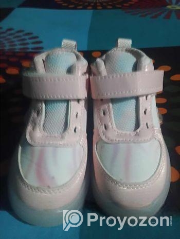 Shoe for sale