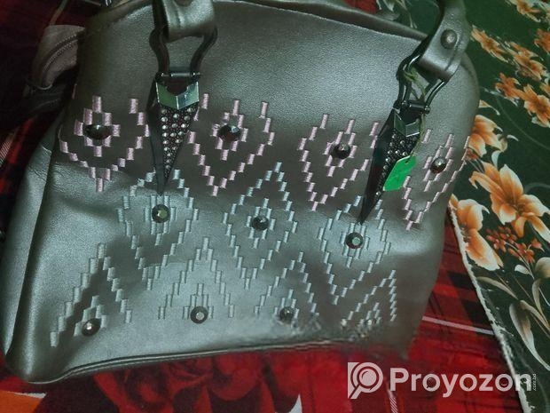 Hand bag