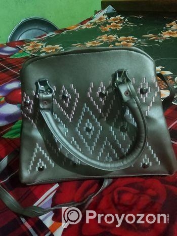 Hand bag