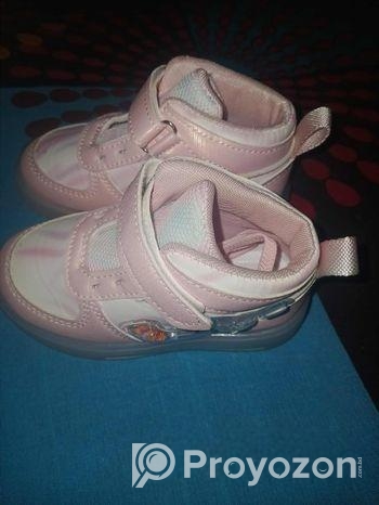 Shoe for sale