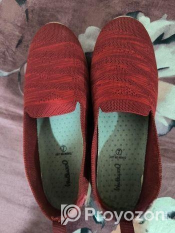 New China Shoe