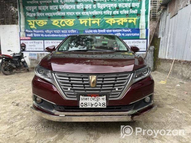 Toyota Premio 2013