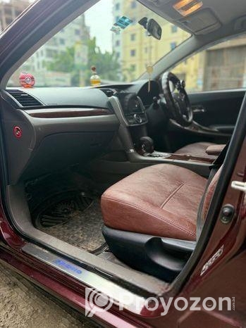 Toyota Premio 2013
