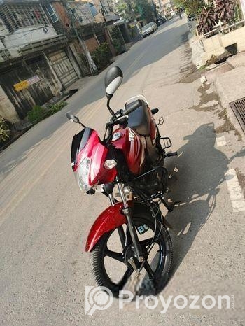 TVS Metro . 2018