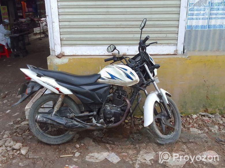 Suzuki Hayate 2015