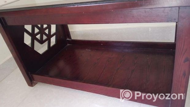 Sofa tea table