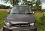 Toyota Noah 2005