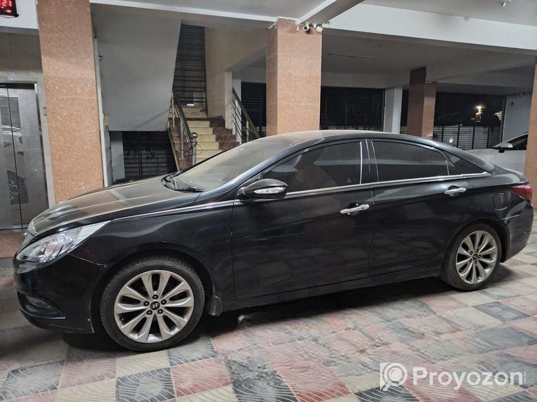 Hyundai Sonata 2011