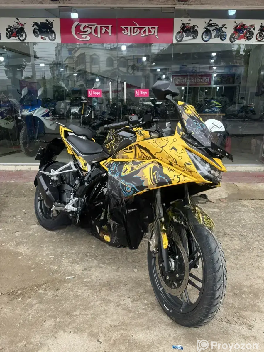 Hero Karizma XMR 210 New condition 2024