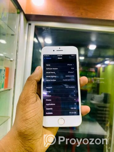 iPhone 7 (Used)