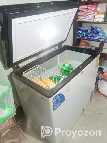 WALTON Deep Fridge