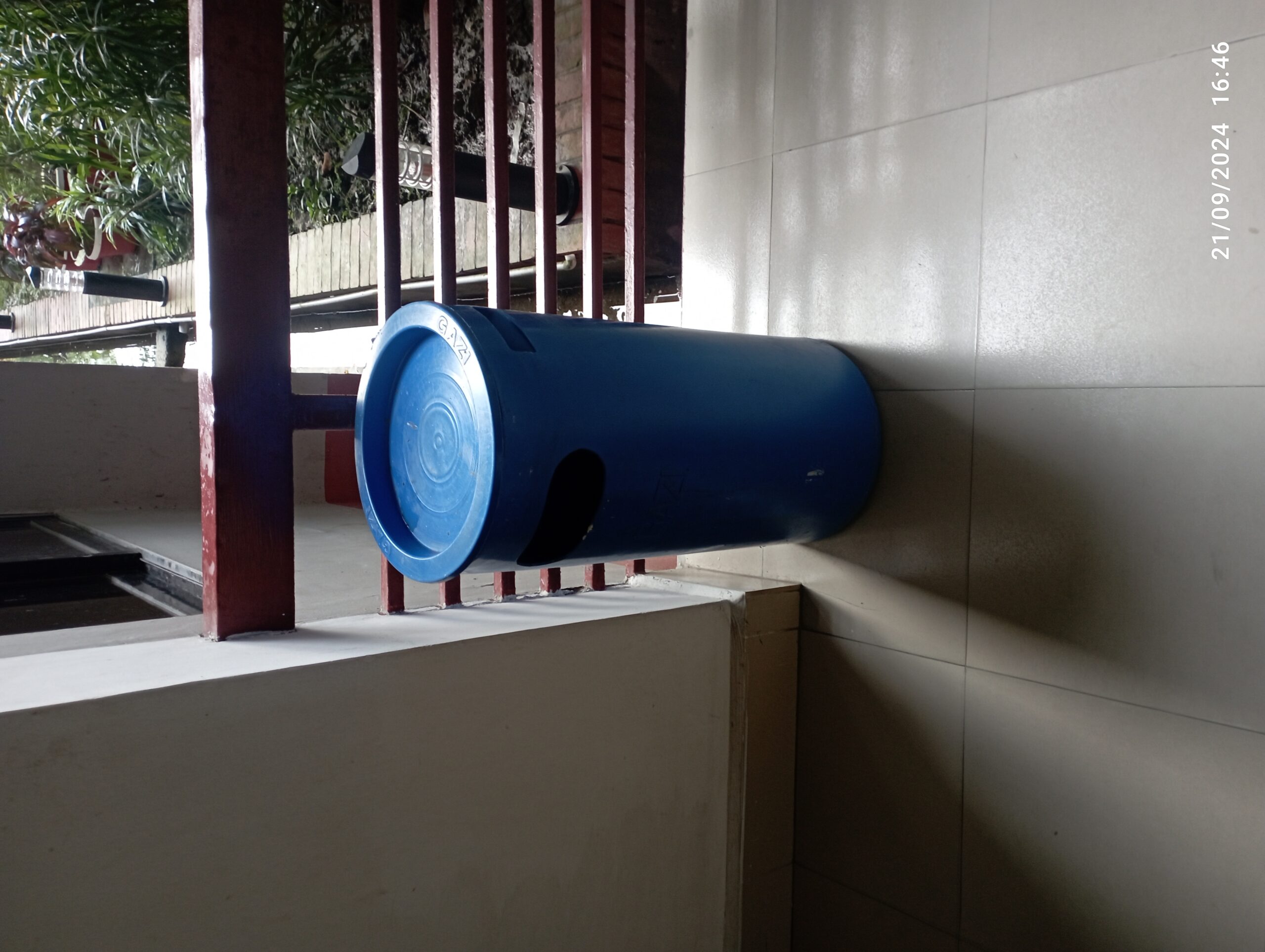 Gazi ময়লা ফেলার ডাস্টবিন