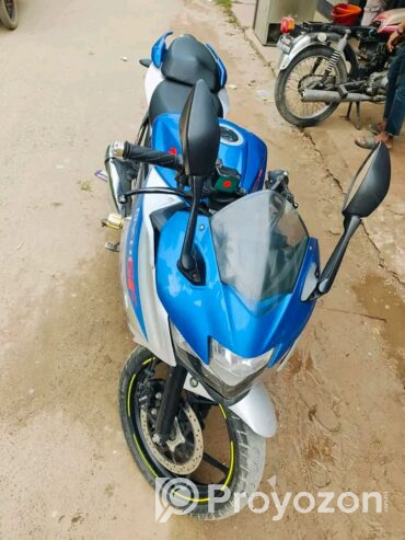 Suzuki Gixxer SF নাম্বার করা গাড়ী
