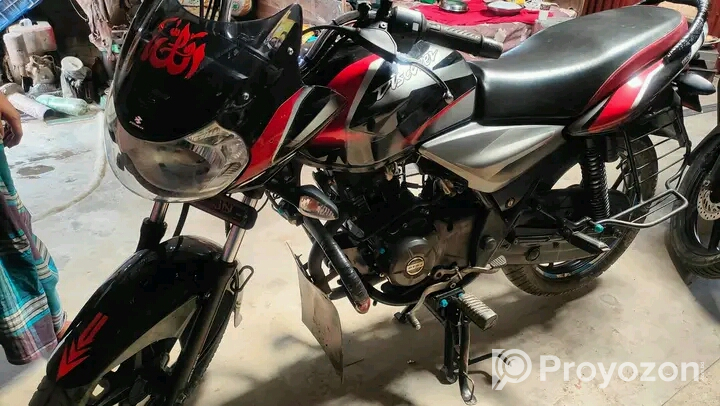 Discover 125cc Motorcycle (Used)