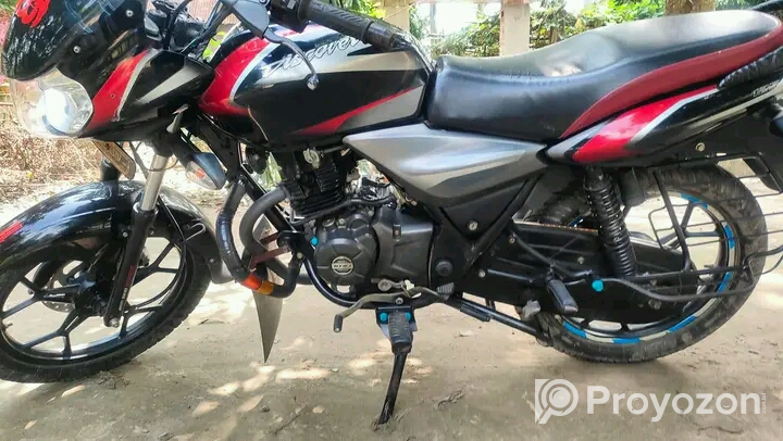 Discover 125cc Motorcycle (Used)