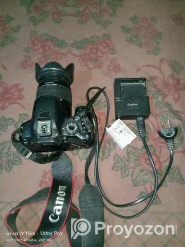 Canon 700D (Used)