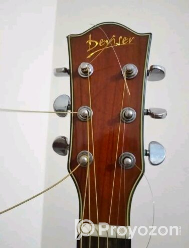 L2 720a Guitar (Used)