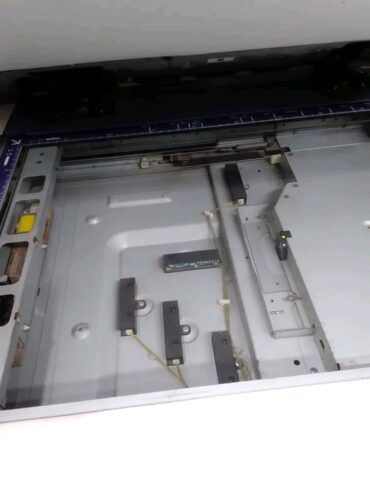 Toshiba 452 (Used) Sell Post