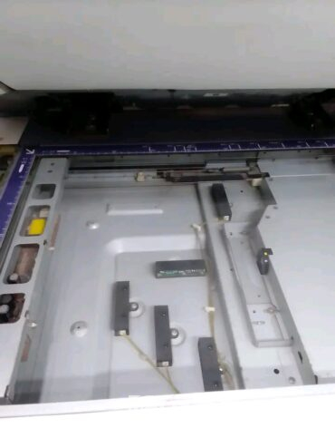 Toshiba 452 (Used) Sell Post