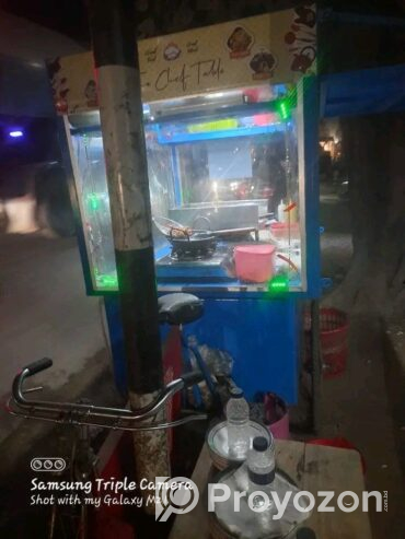 এ খাওয়ার গাড়ির দোকানটি বিক্রি হবে