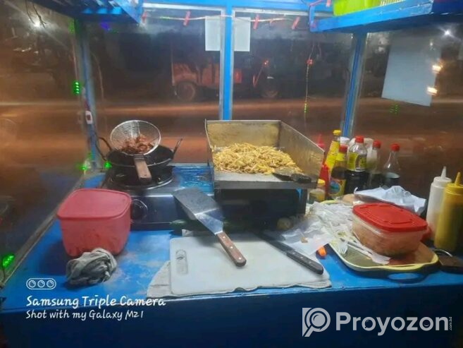 এ খাওয়ার গাড়ির দোকানটি বিক্রি হবে