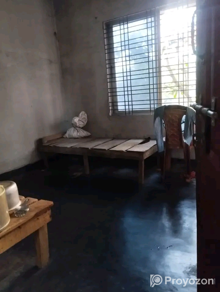 গ্রীন কটেজ ছাত্রাবাস চৌরঙ্গীর পাশে