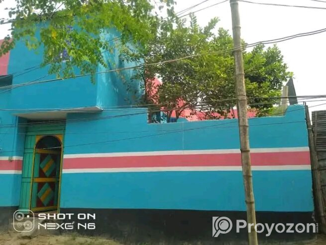 জরুরী বিক্রয় হবে কমপ্লিট বাড়ি  রামনগর হীরাহার
