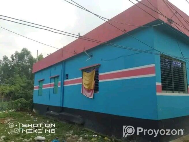জরুরী বিক্রয় হবে কমপ্লিট বাড়ি  রামনগর হীরাহার