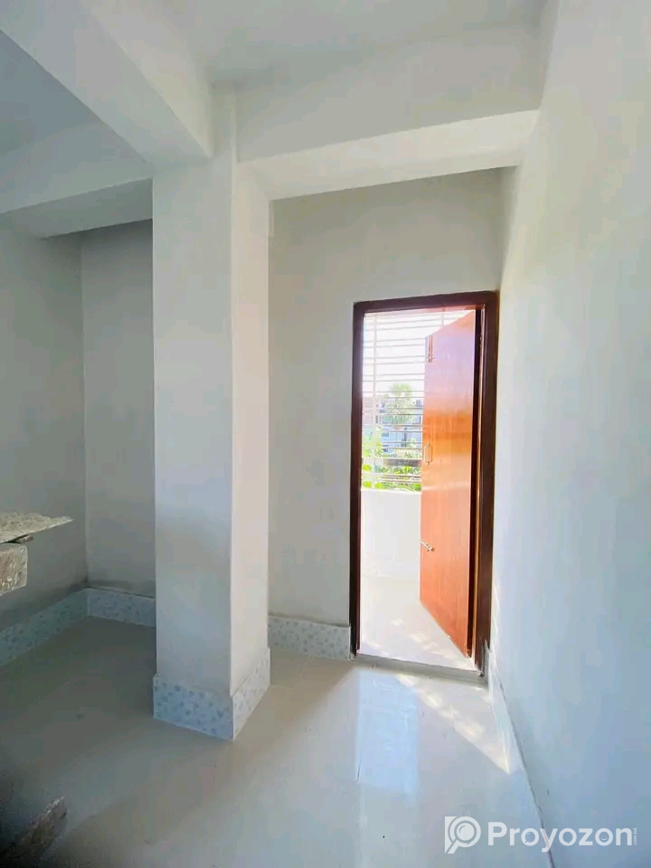 বাসা ভাড়া দেয়া হবে শুধু মাত্র ফ্যামিলির জন্যে