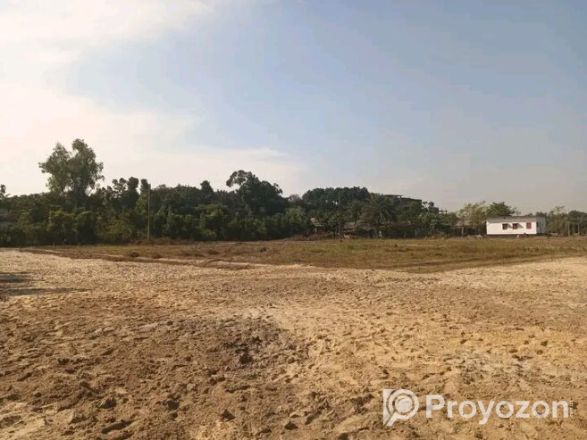 মেইন রাস্তা সংলগ্ন প্লট বিক্রয়