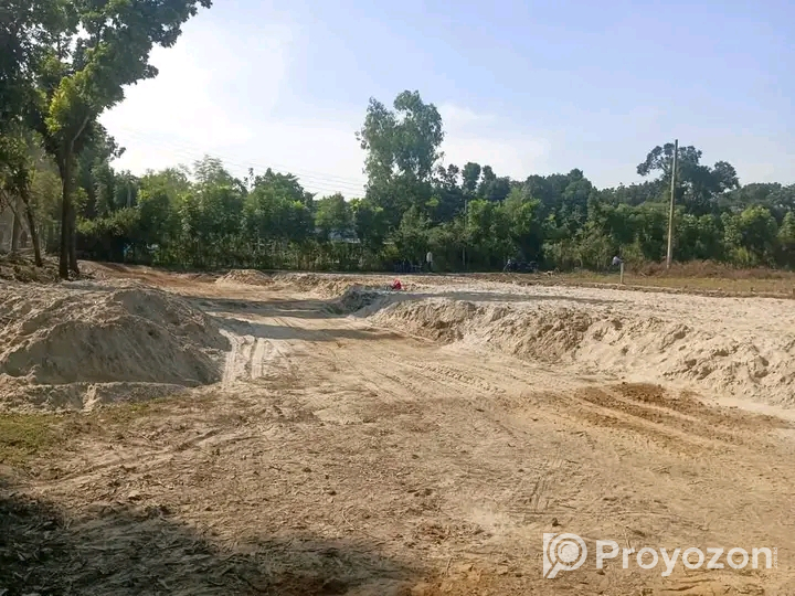 প্লট বিক্রয় হবে