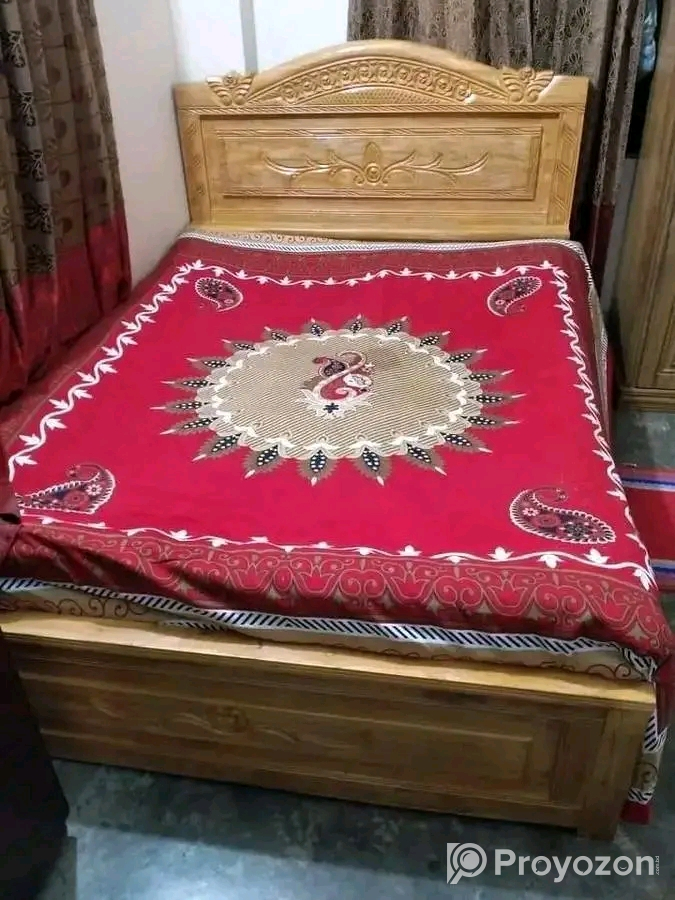 সোফা, বেড এবং ডাইনিং বিক্রি হবে আর্জেন্ট