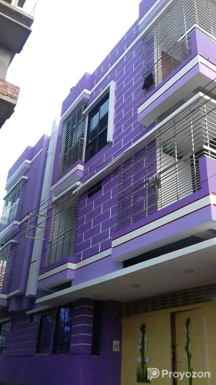 ৩য় তলায় ফ্লাট ভাড়া হবে
