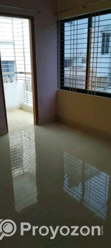 ৩য় তলায় ফ্লাট ভাড়া হবে