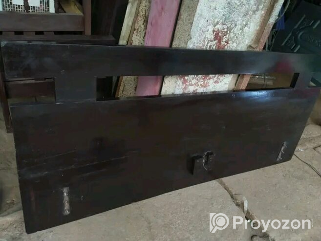 খাট বিক্রি হবে (ব্যবহারিত)