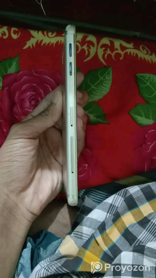 Samsung j7 6/64Gb (Used)