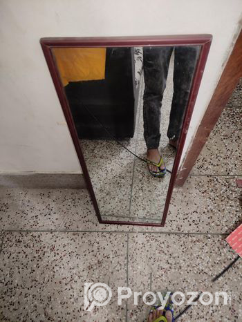 Mirror Used for 6 months still like new.