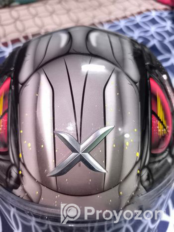 Axor venomous brand new Bike helmet