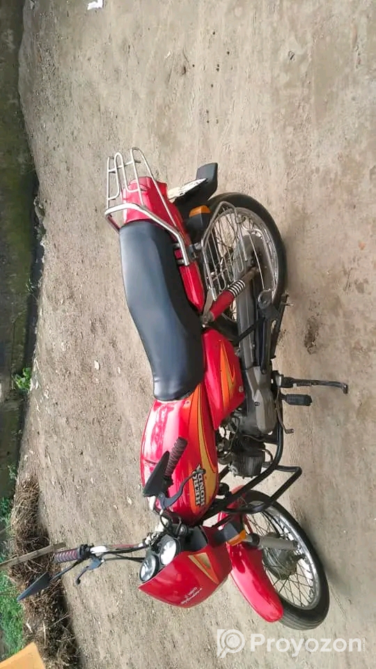 হিরো স্প্লেন্ডার বাইকটি বিক্রি করা হবে।