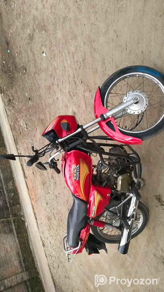 হিরো স্প্লেন্ডার বাইকটি বিক্রি করা হবে।