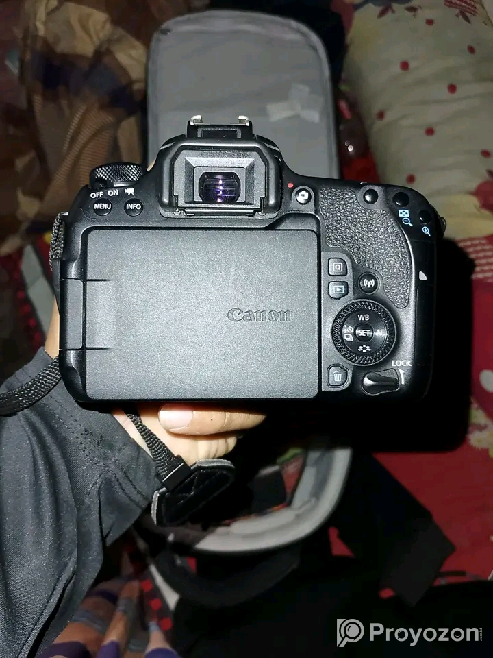 Canon 77d body
