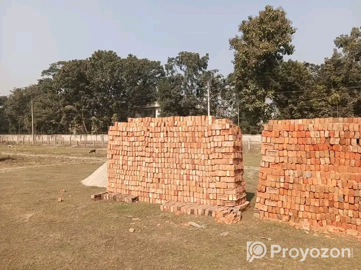 প্লট বিক্রয় হবে
