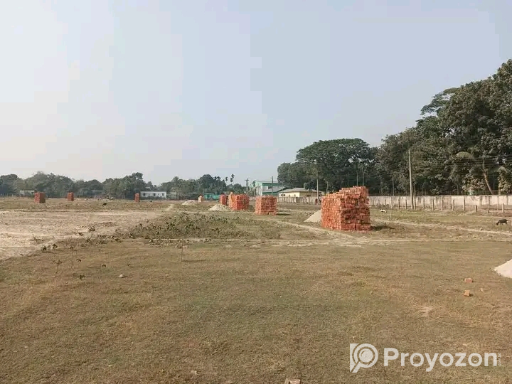 প্লট বিক্রয় হবে