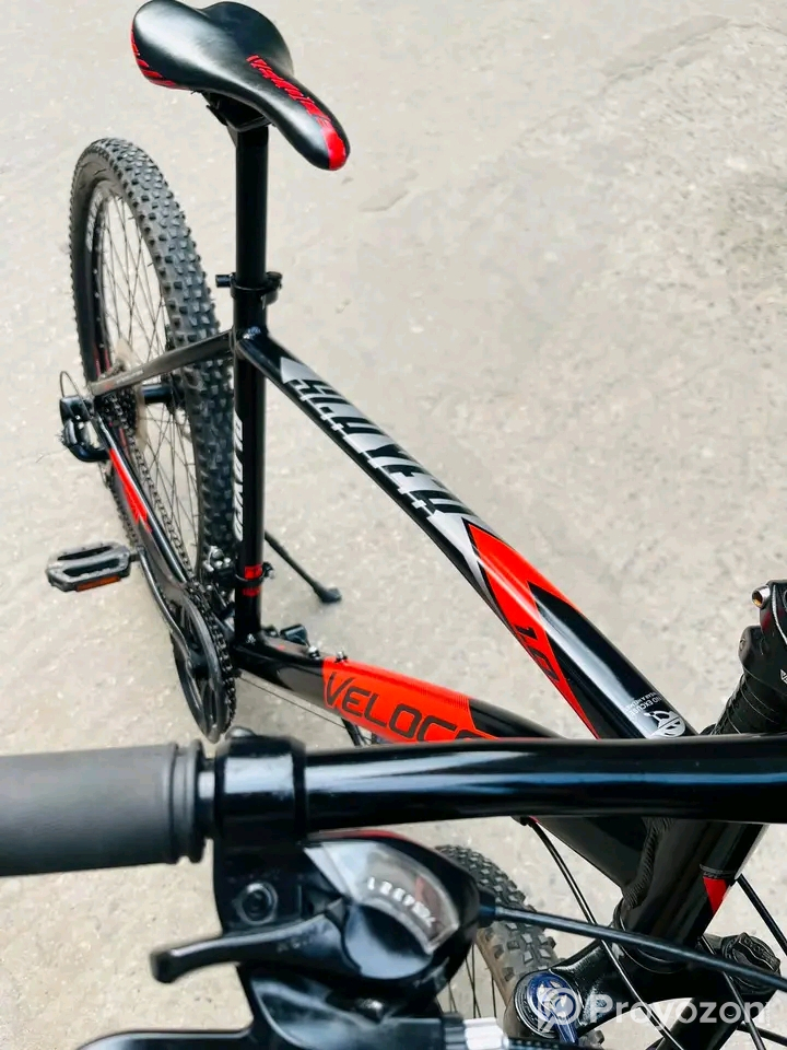 সাইকেলটি বিক্রি করা হবে।