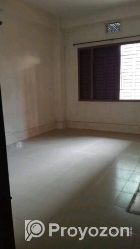 মেয়ে দের জন্য মেস