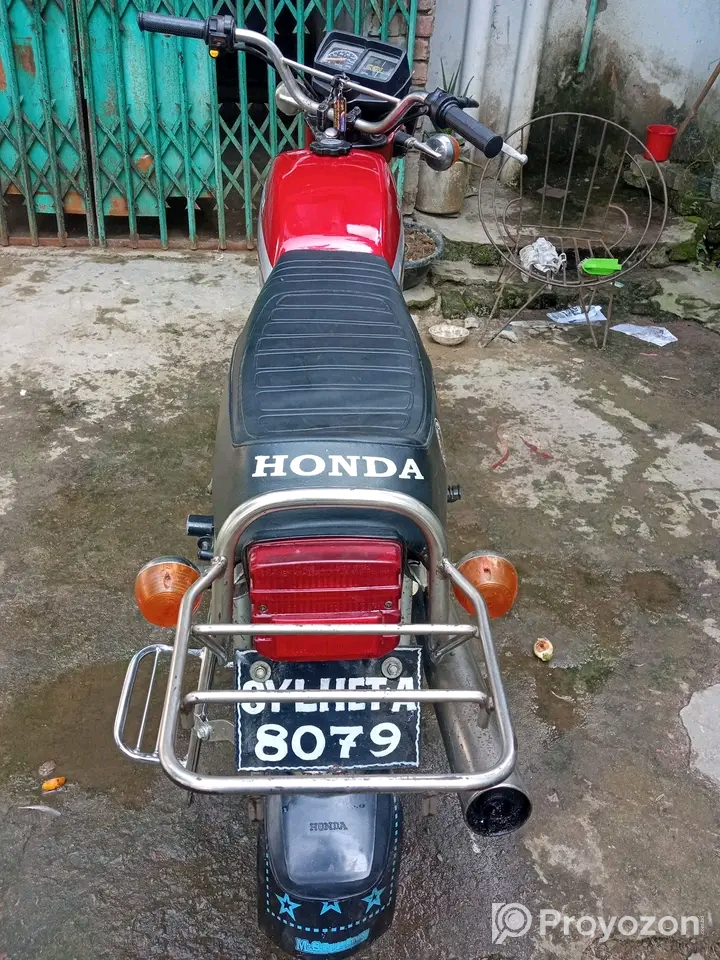 Hs100cc Honda japan Bike
