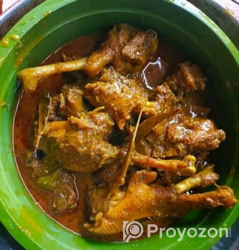 শীতের সময় হাসের মাংস রান্না করে বিক্রি হয়